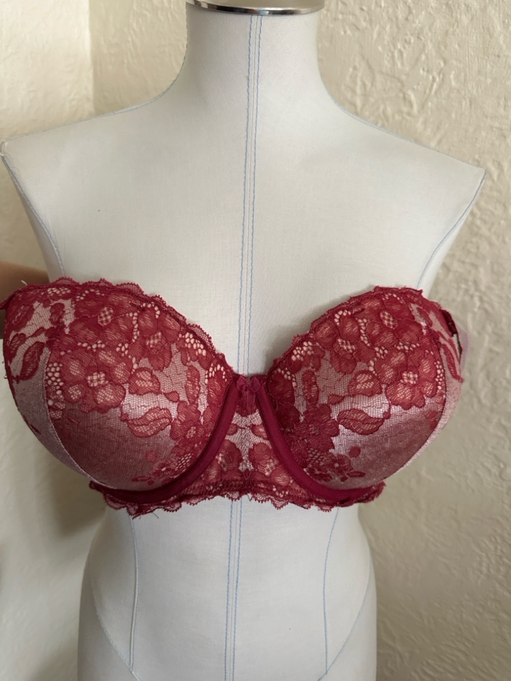Torrid Strapless Berry Pink Floral Lace Push-Up Bra 40D